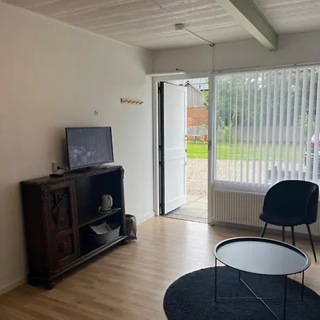 Dostrup Landevejskro & Locanda