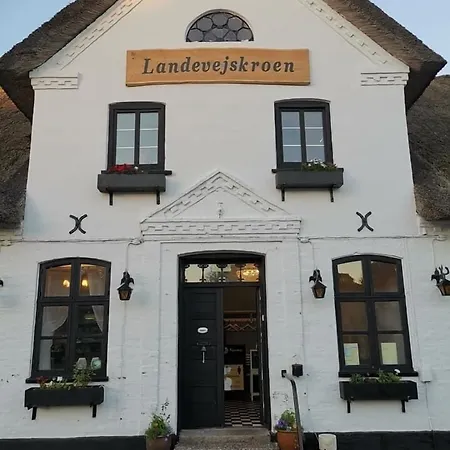 Dostrup Landevejskro & Locanda Skærbæk