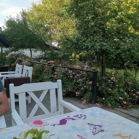 Dostrup Landevejskro & Locanda 3*