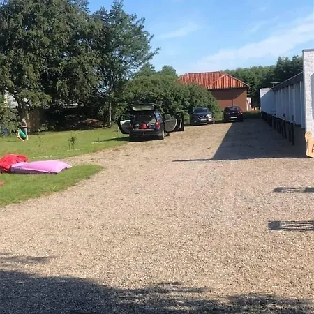Dostrup Landevejskro & Fogadó 3*