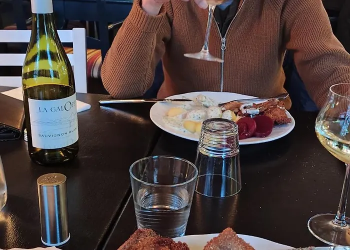 Dostrup Landevejskro & Locanda 3*